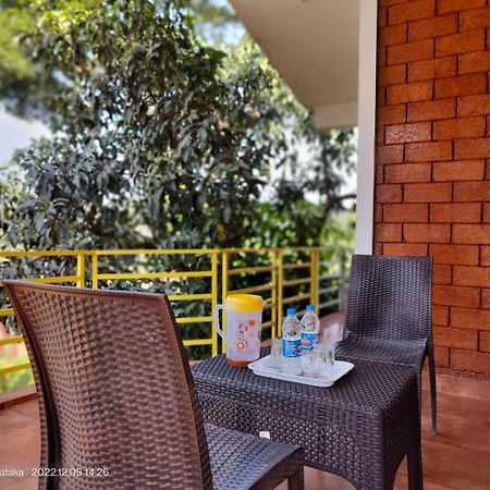 Pool Side Villas Coorg Мадикери Экстерьер фото